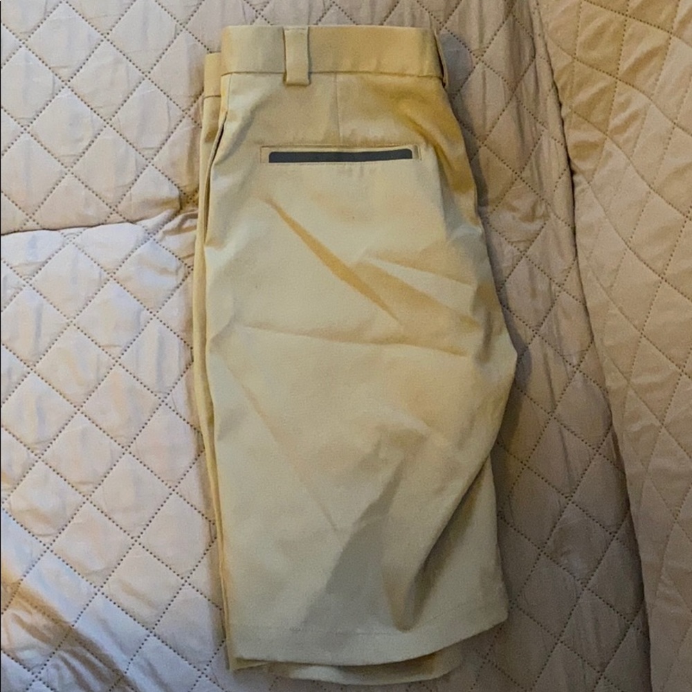 Golf shorts